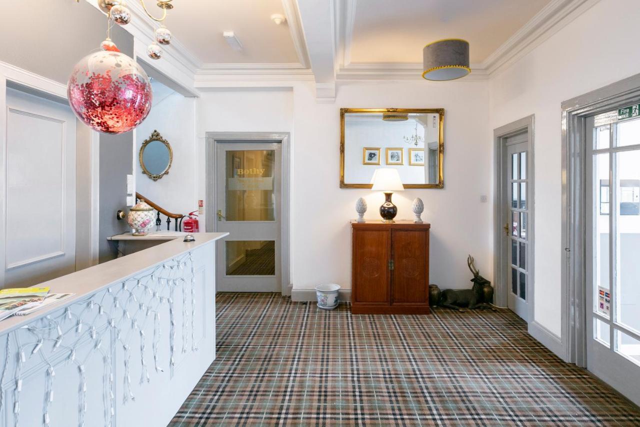 Oyo Lochinvar Hotel غلاسغو المظهر الخارجي الصورة